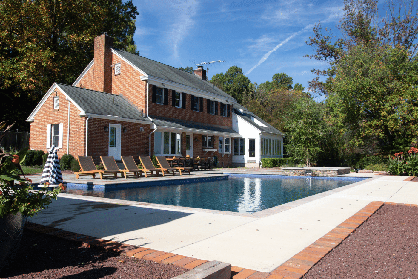hardscape ideas around a pool