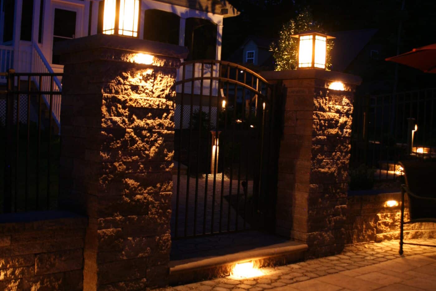lighting contractor for poolside patio