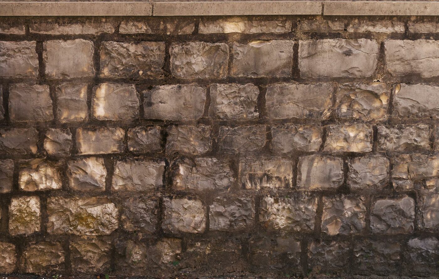 retaining stone wall