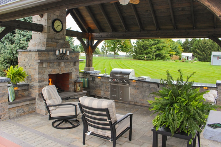 outdoor kitchen design