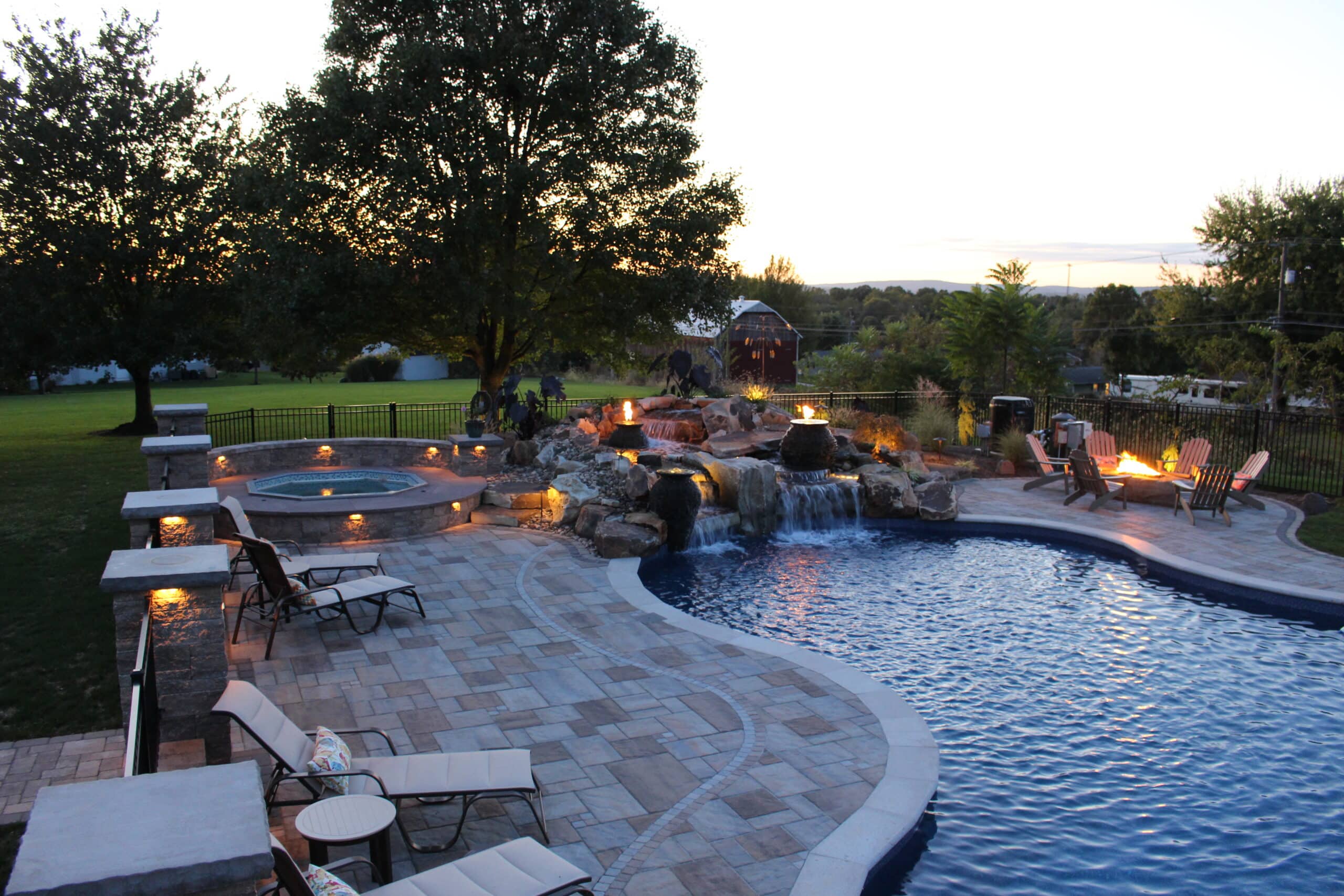 landscape lighting experts