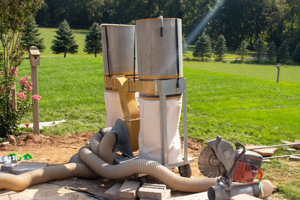 controlling silica dust on a hardscape project