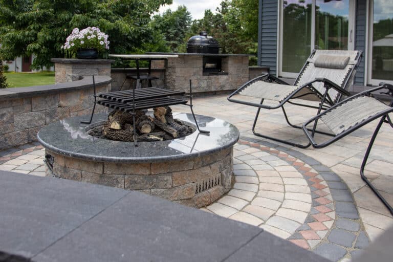 paver patio ideas with fire pit