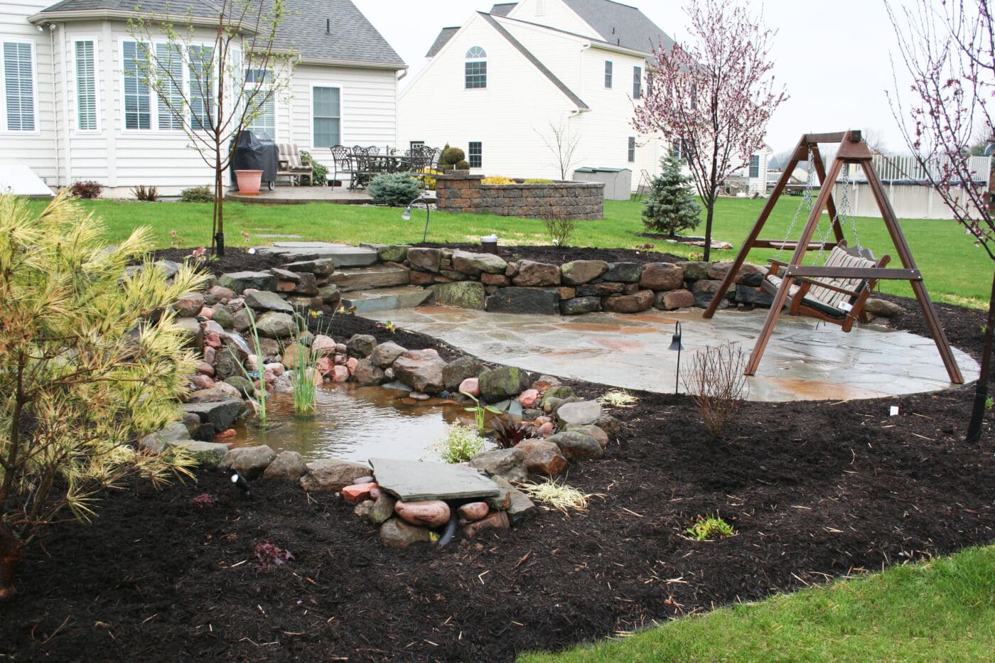 landscaping company that does landscape maintenance
