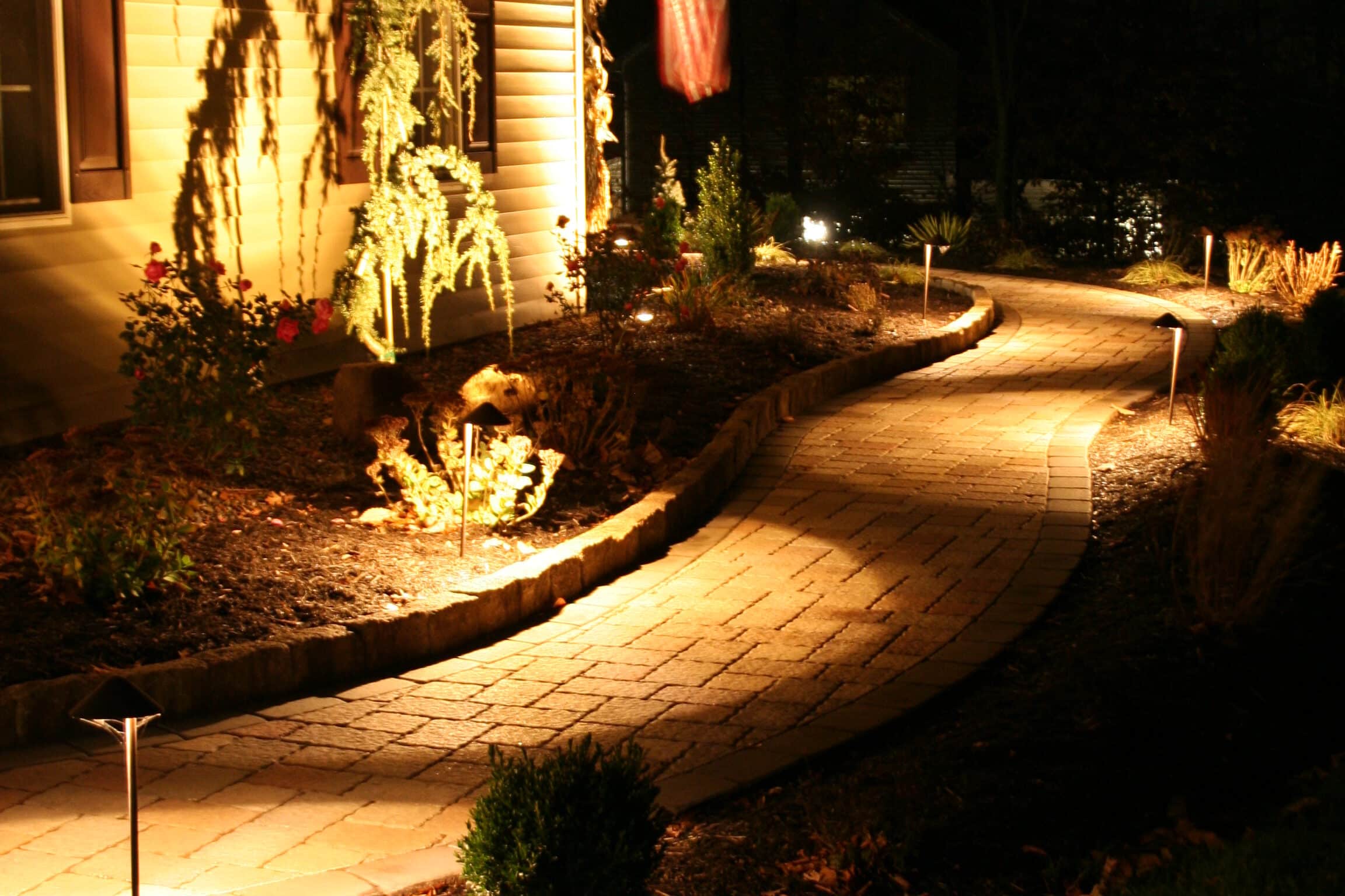 pathway outdoor accent lighting ideas