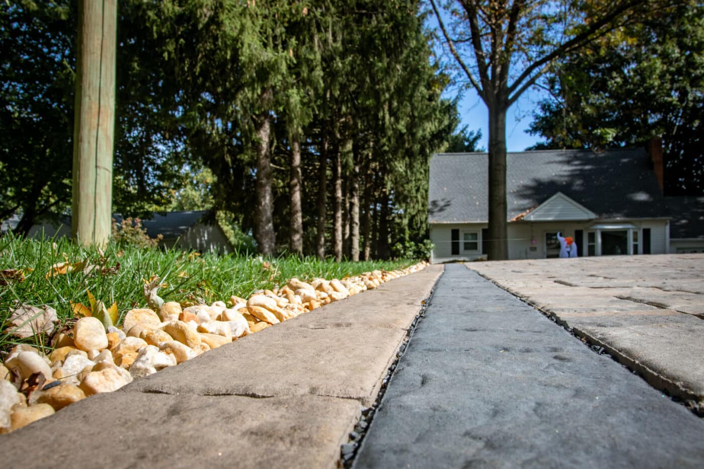 paver driveway side