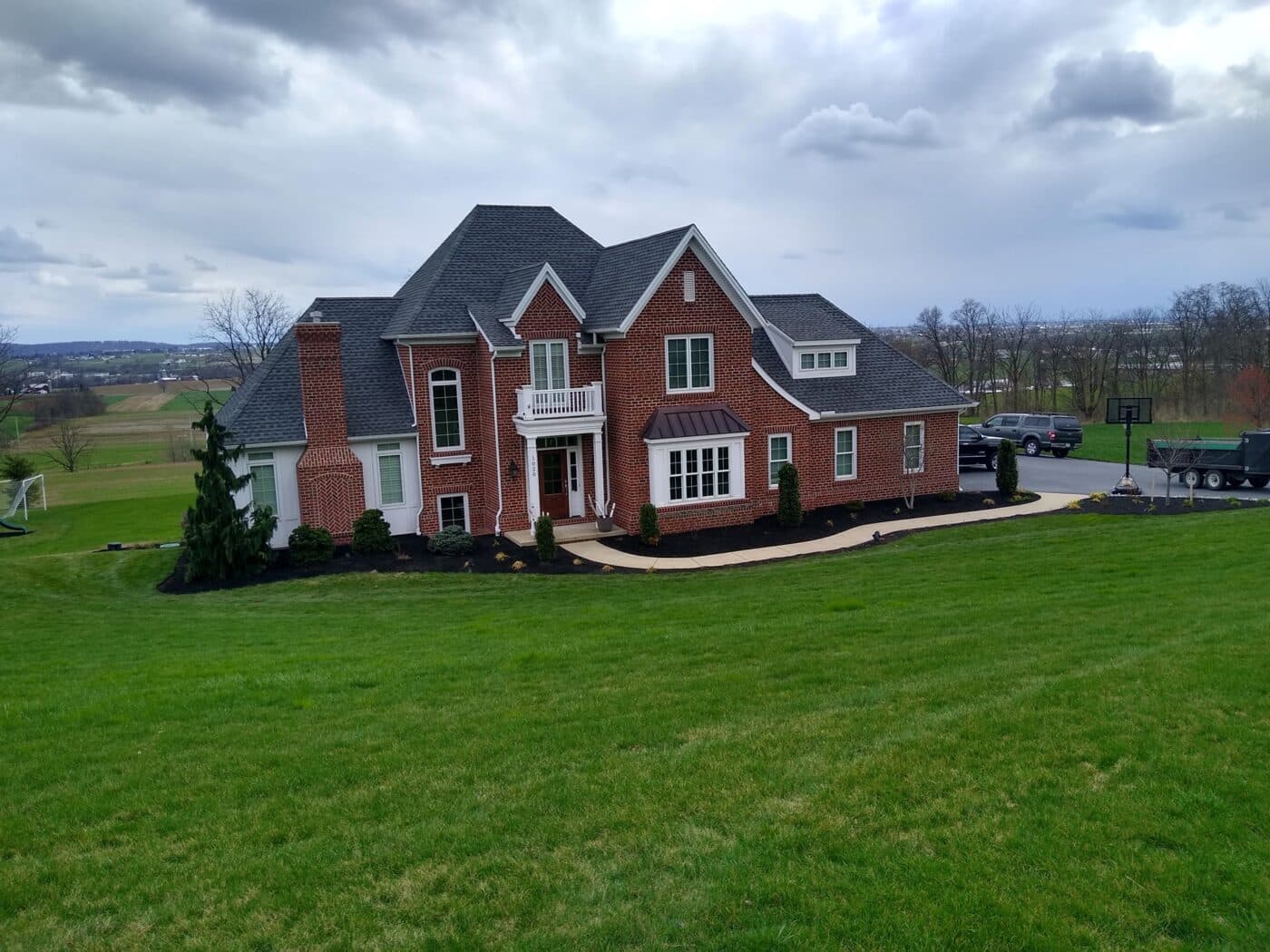 professional landscape maintenance services 1628956743